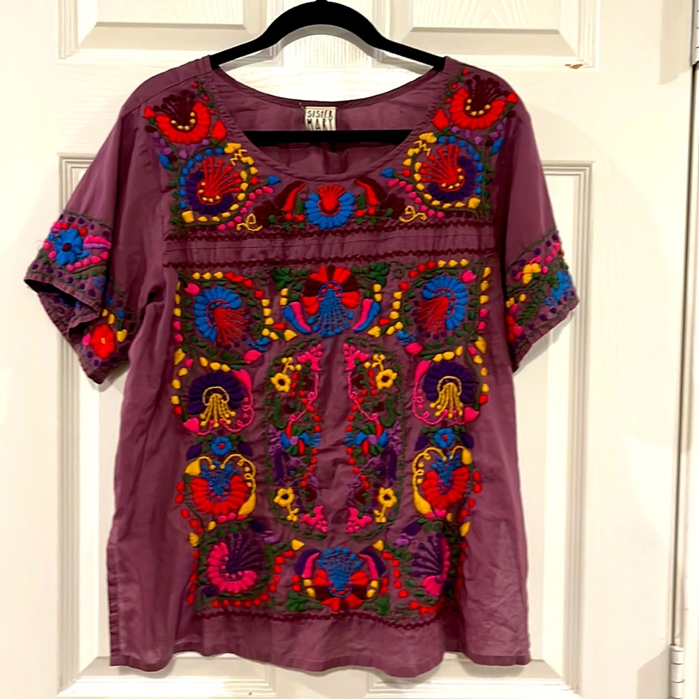 Beautiful embroidered Sister Jane top, Size M